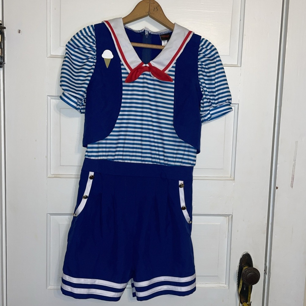 Robin Stranger Things Ice Cream Shoppe Scoops Costume Navy Sailor NETFLIX
